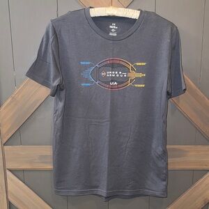 Under Armour tee